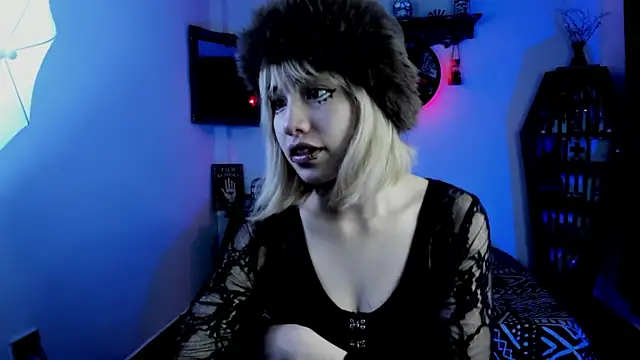 Akane-Mou online show from 10-16-25, 10:22