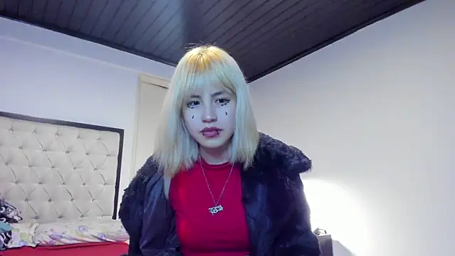 Akane-Mou online show from 10-18-25, 02:25