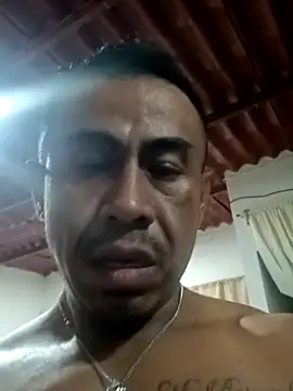 Snapshot of ivandignity chatting on 11-28-25, 01:30 ivandignity online show from 11-28-25, 01:30