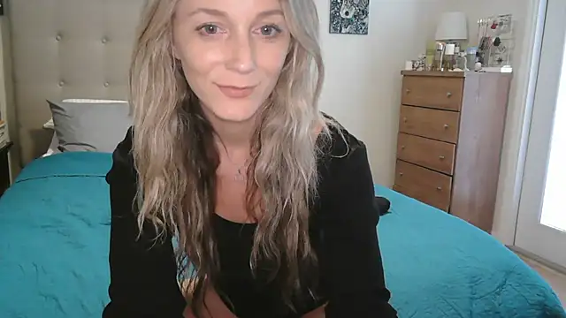 Heyitsmee33 online show from 09-23-25, 06:11