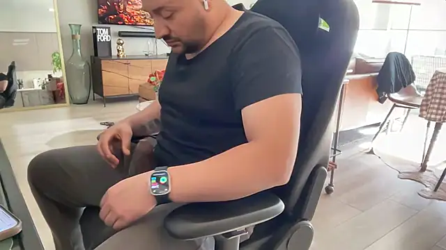 HungandThickLatin online show from 02-15-25, 10:42