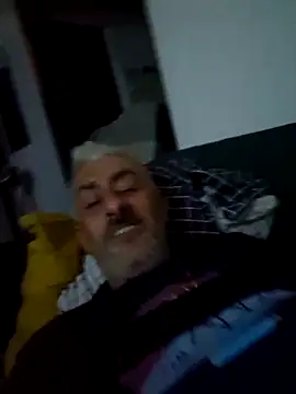 Snapshot of cuci45 chatting on 10-31-25, 04:41 cuci45 online show from 10-31-25, 04:41