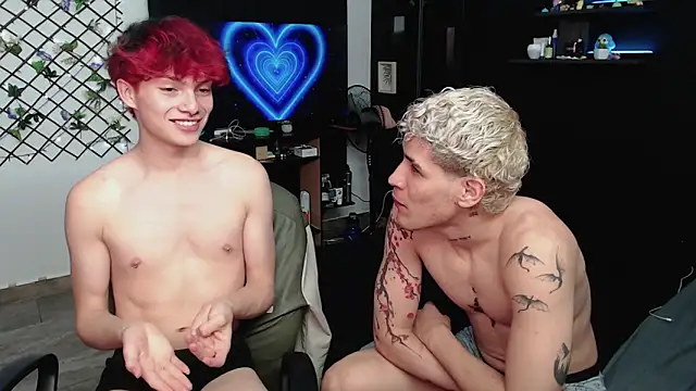 Snapshot of andybxby chatting on 02-09-25, 11:25 andybxby online show from 02-09-25, 11:25