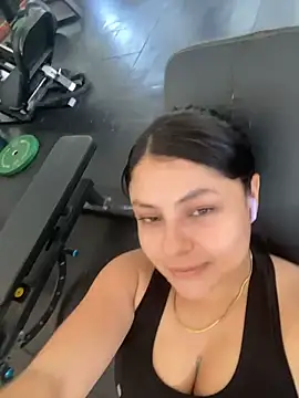 Snapshot of lucyferna chatting on 10-30-25, 06:30 lucyferna online show from 10-30-25, 06:30