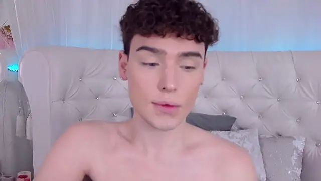 RobbyCharming online show from 11-05-25, 03:39