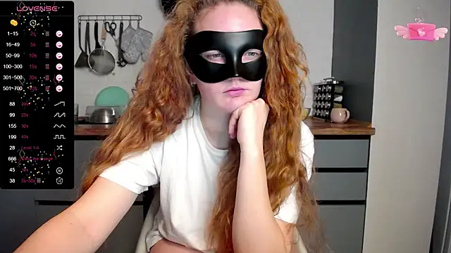 Snapshot of BubbbleGumm chatting on 02-19-25, 07:16 BubbbleGumm online show from 02-19-25, 07:16