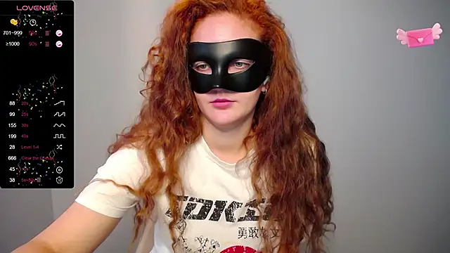 Snapshot of BubbbleGumm chatting on 03-08-25, 03:02 BubbbleGumm online show from 03-08-25, 03:02