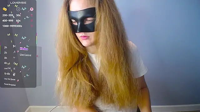 Snapshot of BubbbleGumm chatting on 11-12-25, 07:42 BubbbleGumm online show from 11-12-25, 07:42