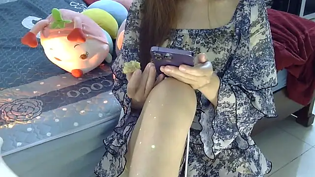 Snapshot of PinkCoi888 chatting on 09-19-25, 12:12 PinkCoi888 online show from 09-19-25, 12:12