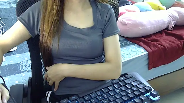 Snapshot of PinkCoi888 chatting on 10-12-25, 12:53 PinkCoi888 online show from 10-12-25, 12:53