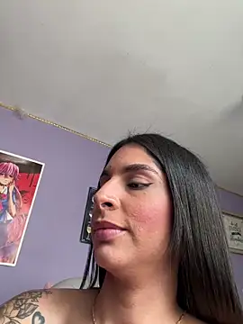 Snapshot of charlotte_stevenss_ chatting on 01-10-25, 07:43 charlotte stevenss  online show from 01-10-25, 07:43