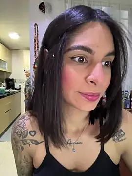 Snapshot of charlotte_stevenss_ chatting on 02-01-25, 02:13 charlotte stevenss  online show from 02-01-25, 02:13