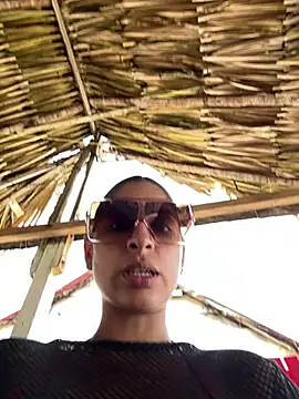 Snapshot of charlotte_stevenss_ chatting on 02-12-25, 04:22 charlotte stevenss  online show from 02-12-25, 04:22