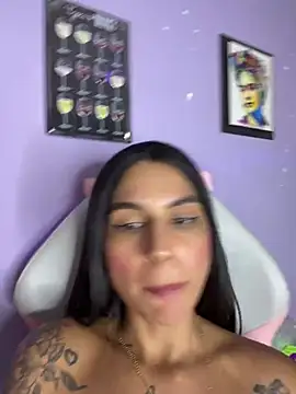 Snapshot of charlotte_stevenss_ chatting on 02-16-25, 09:05 charlotte stevenss  online show from 02-16-25, 09:05