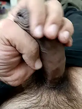 Snapshot of wrong_man25 chatting on 12-16-24, 10:03 wrong man25 online show from 12-16-24, 10:03