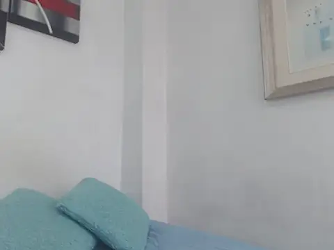 Snapshot of gatasexlucy chatting on 10-17-25, 02:08 gatasexlucy online show from 10-17-25, 02:08