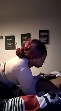 Snapshot of mayywetter chatting on 01-14-25, 01:49 mayywetter online show from 01-14-25, 01:49