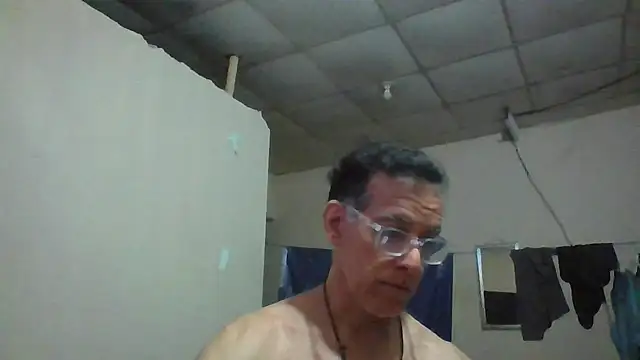 CaptainFox online show from 06-05-26, 12:39