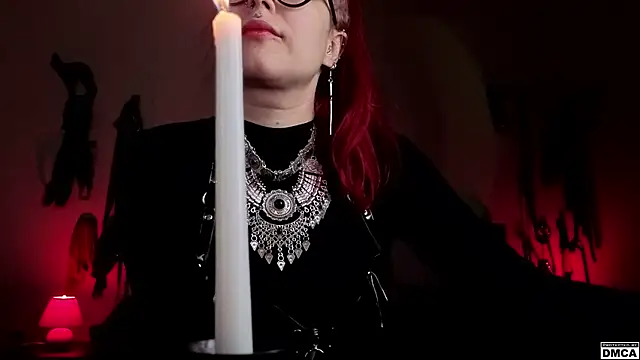 Snapshot of Amanita__Pantherina chatting on 09-19-25, 11:33 Amanita  Pantherina online show from 09-19-25, 11:33