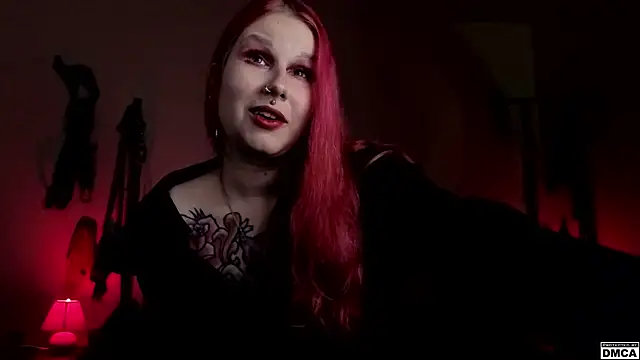 Snapshot of Amanita__Pantherina chatting on 10-14-25, 07:42 Amanita  Pantherina online show from 10-14-25, 07:42