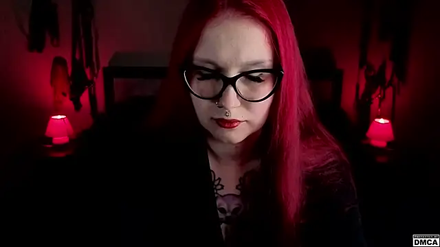 Snapshot of Amanita__Pantherina chatting on 10-28-25, 02:20 Amanita  Pantherina online show from 10-28-25, 02:20