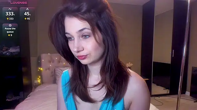 Carina E online show from 02-09-26, 10:08