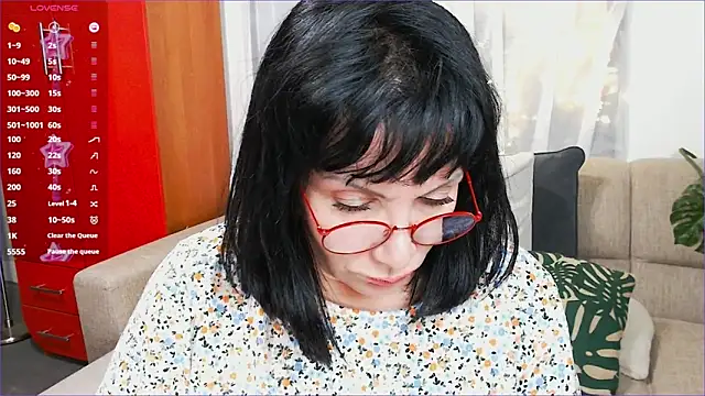 SquirtySlut online show from 12-12-24, 04:43