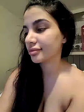 Snapshot of Samira30 chatting on 12-03-24, 02:49 Samira30 online show from 12-03-24, 02:49