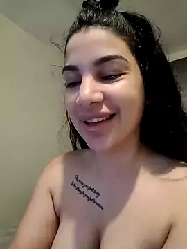 Snapshot of Samira30 chatting on 12-14-24, 10:45 Samira30 online show from 12-14-24, 10:45