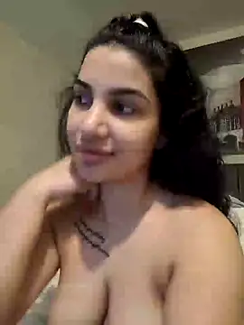 Snapshot of Samira30 chatting on 12-20-24, 12:16 Samira30 online show from 12-20-24, 12:16