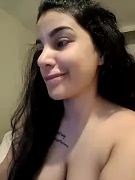 Snapshot of Samira30 chatting on 01-26-25, 01:25 Samira30 online show from 01-26-25, 01:25