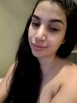 Snapshot of Samira30 chatting on 02-02-25, 09:02 Samira30 online show from 02-02-25, 09:02