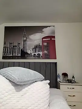 Snapshot of Samira30 chatting on 02-17-25, 08:30 Samira30 online show from 02-17-25, 08:30