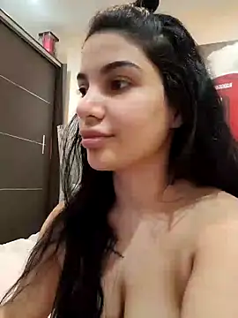 Snapshot of Samira30 chatting on 03-11-25, 11:23 Samira30 online show from 03-11-25, 11:23