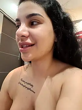 Snapshot of Samira30 chatting on 03-12-25, 09:02 Samira30 online show from 03-12-25, 09:02