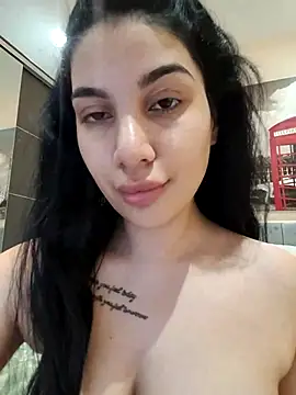 Snapshot of Samira30 chatting on 03-15-25, 08:26 Samira30 online show from 03-15-25, 08:26