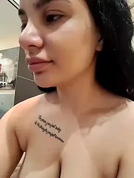 Snapshot of Samira30 chatting on 09-11-25, 07:52 Samira30 online show from 09-11-25, 07:52