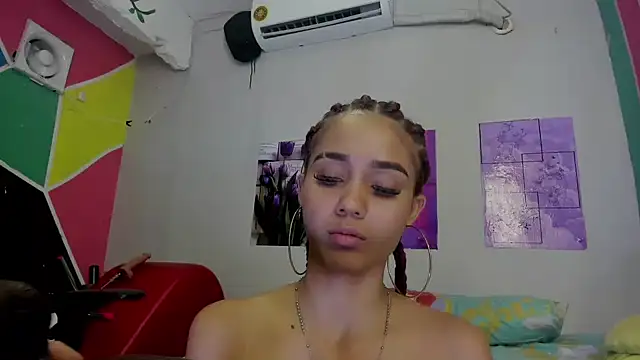 MarianaManzur online show from 02-09-25, 03:56