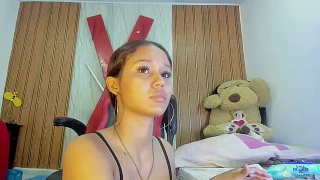 MarianaManzur online show from 02-24-26, 02:59