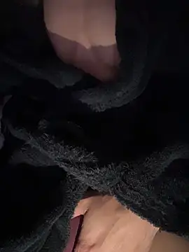 Snapshot of dennisnl93 chatting on 03-30-26, 02:56 dennisnl93 online show from 03-30-26, 02:56