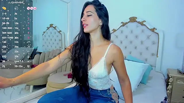 Valentina Ross  online show from 01-24-25, 12:10