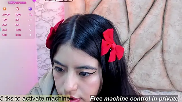 Snapshot of Hikikodoll__ chatting on 02-08-25, 11:45 Hikikodoll   online show from 02-08-25, 11:45