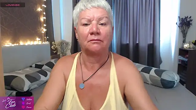 roxana brooks online show from 05-21-26, 01:01