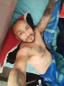 Snapshot of KenllyH chatting on 12-01-24, 07:14 KenllyH online show from 12-01-24, 07:14