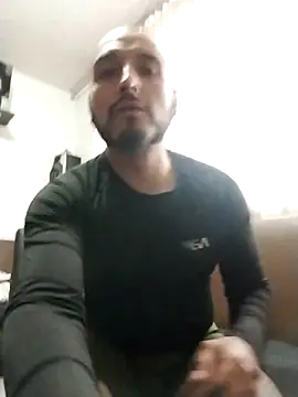 Snapshot of KenllyH chatting on 09-17-25, 10:11 KenllyH online show from 09-17-25, 10:11