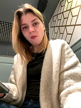 ValenciaShock online show from 11-16-25, 06:41