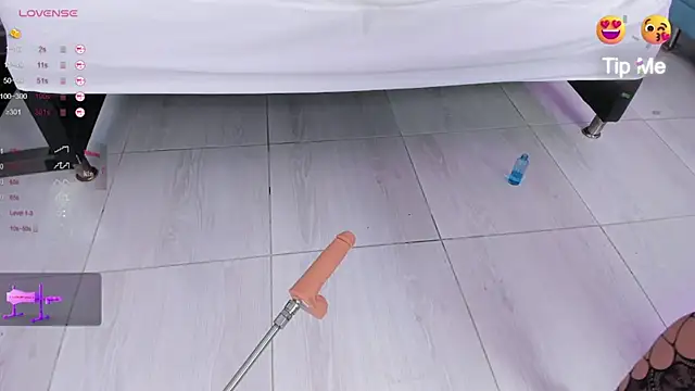 Isabella Daniell online show from 03-22-25, 06:54