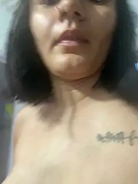 Snapshot of Lucia-Candy chatting on 12-18-24, 01:23 Lucia-Candy online show from 12-18-24, 01:23