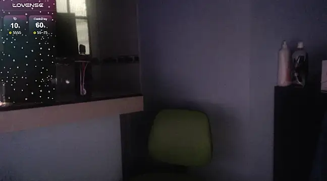 Snapshot of Sophi-tayson chatting on 12-07-24, 04:09 Sophi-tayson online show from 12-07-24, 04:09