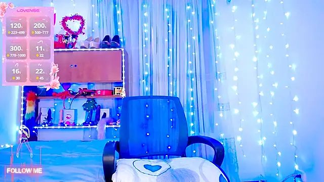 Snapshot of Aleexx___ chatting on 02-02-25, 12:35 Aleexx online show from 02-02-25, 12:35